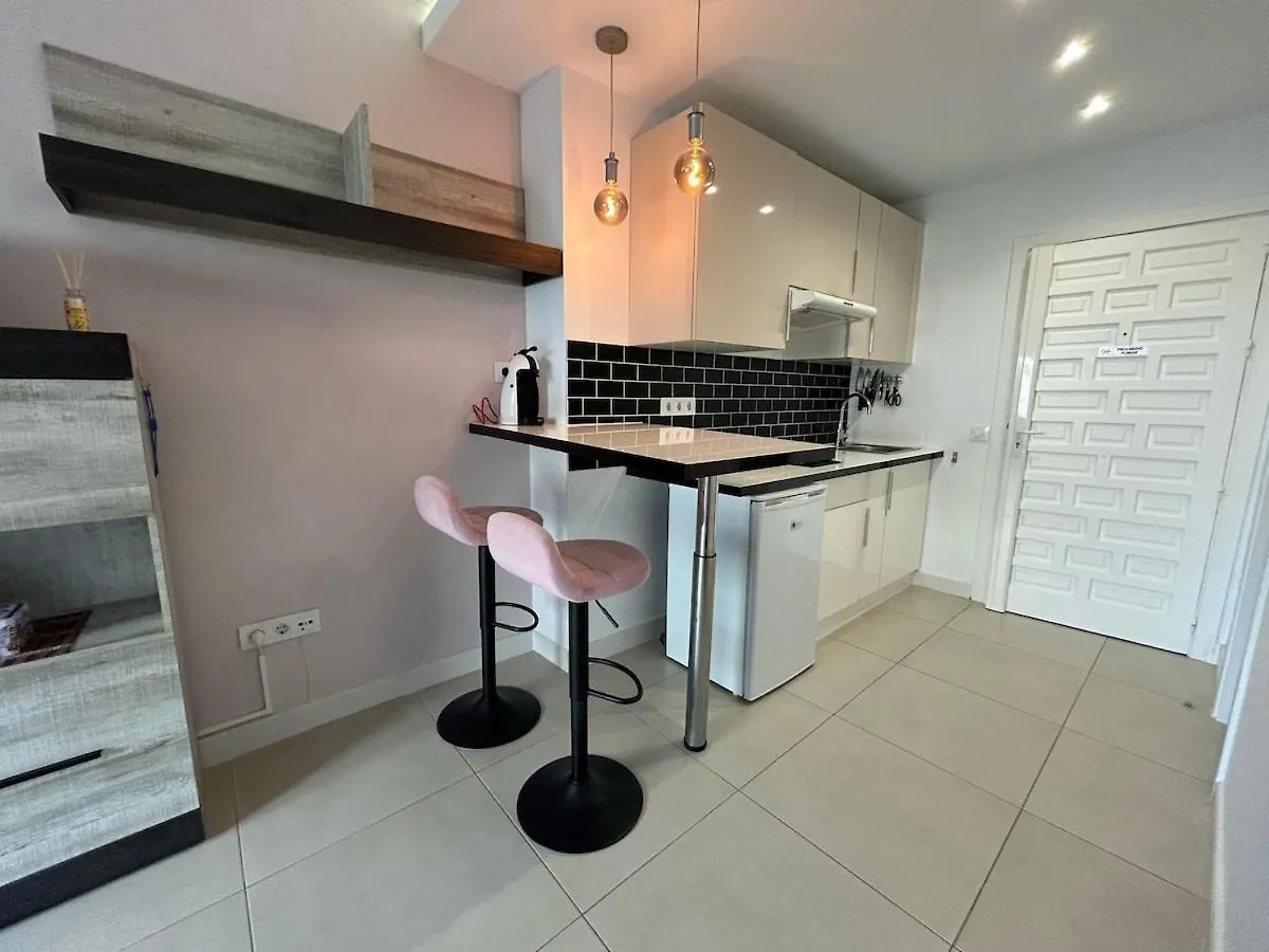 Benalbeach Ocean View بينالماذينا 0*,  إسبانيا