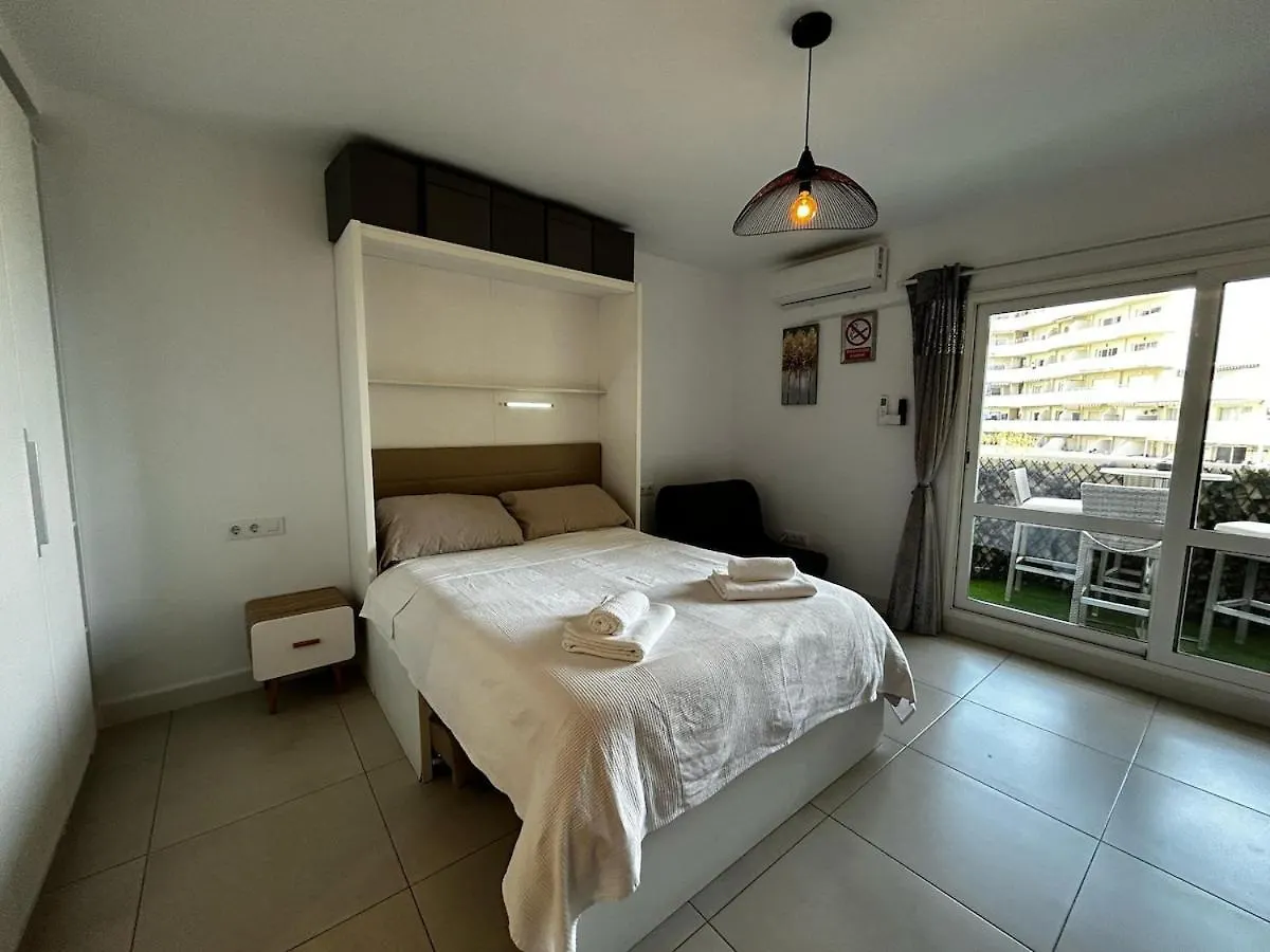Benalbeach Ocean View بينالماذينا
